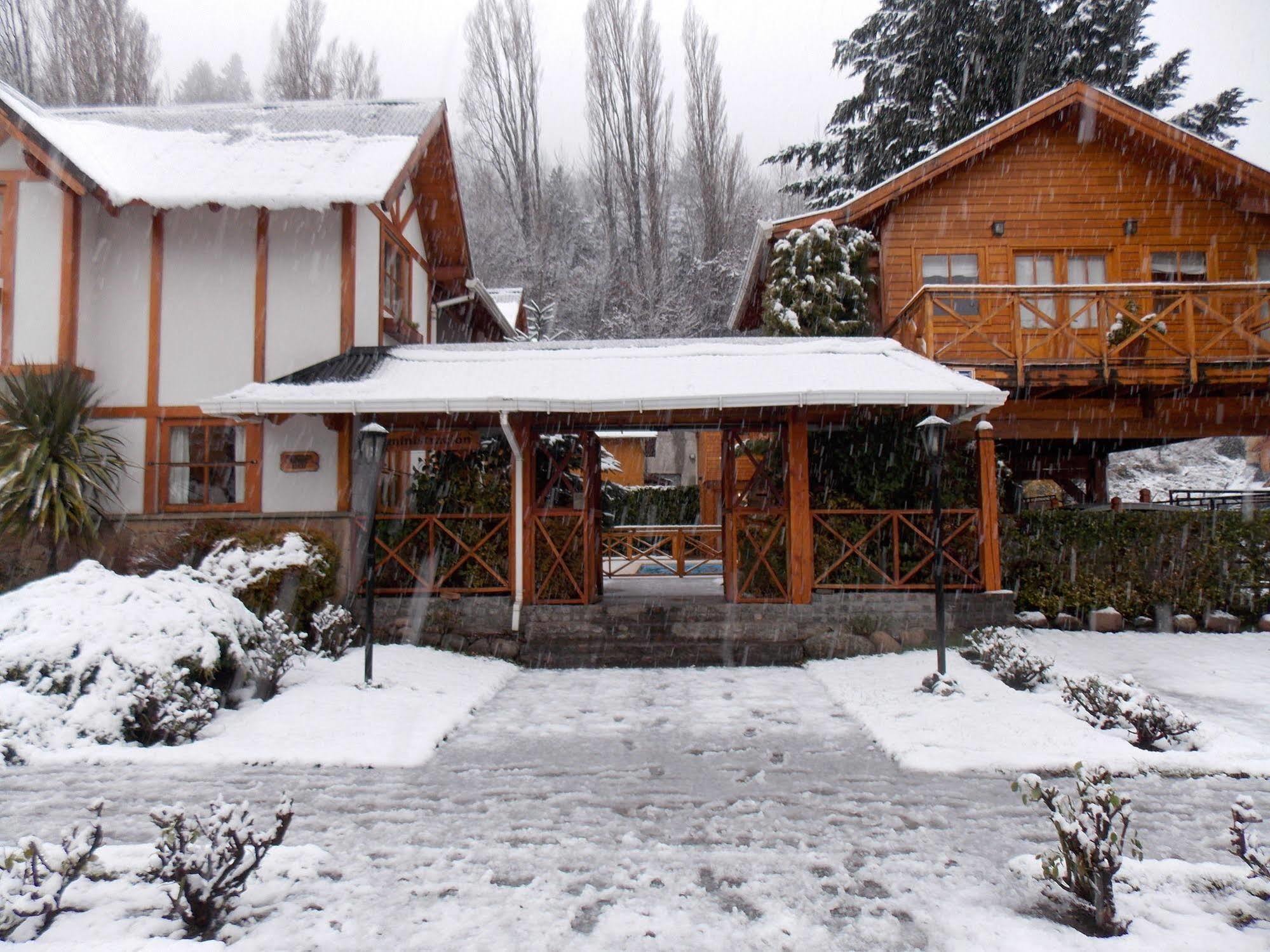 Apart Hotel My Friends San Martín de los Andes Exterior foto